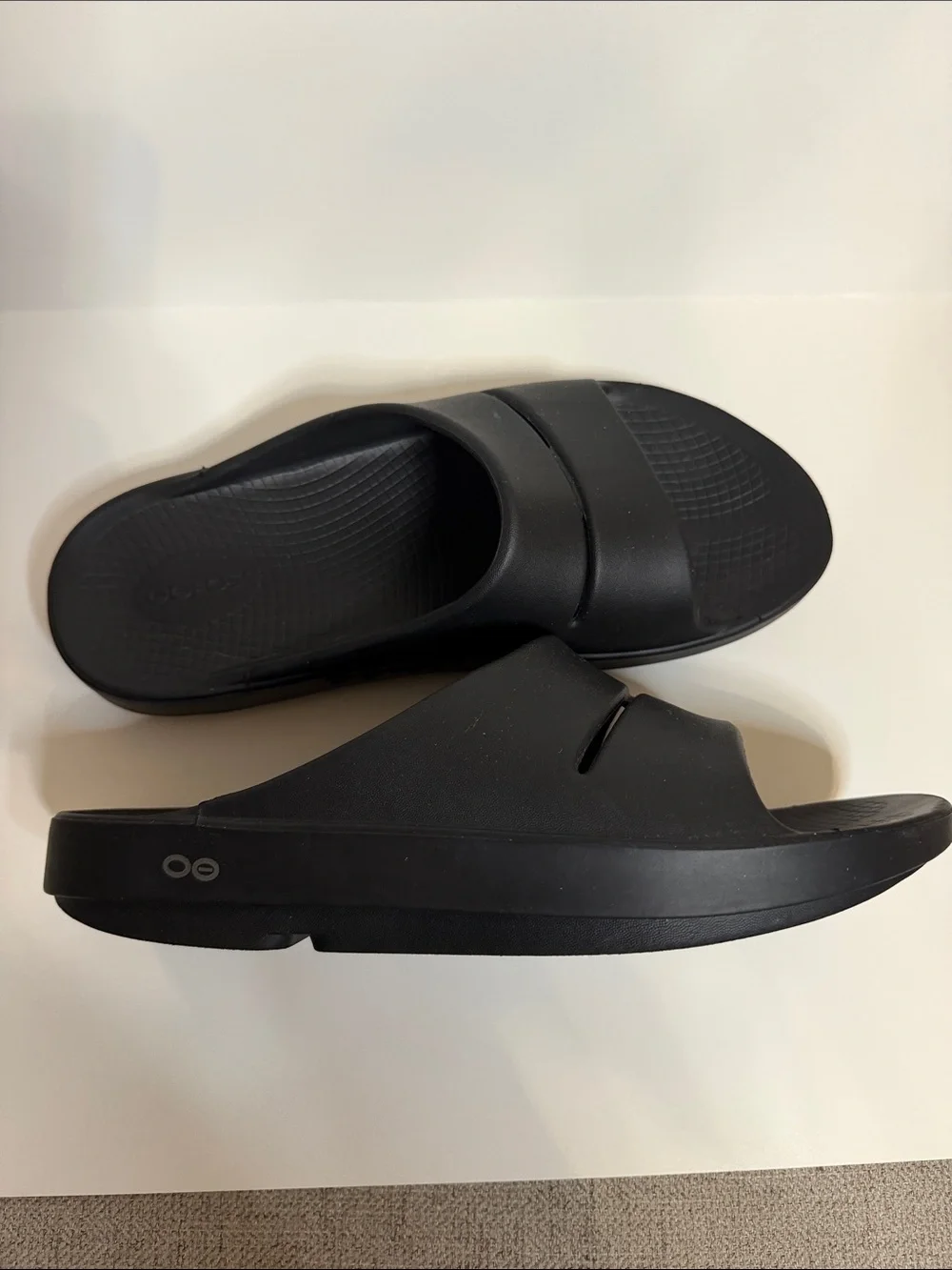 OOFOS OOAHH BLACK SLIDE SANDALS UNISEX WOMEN'S 12 MEN'S 10 EUR 43